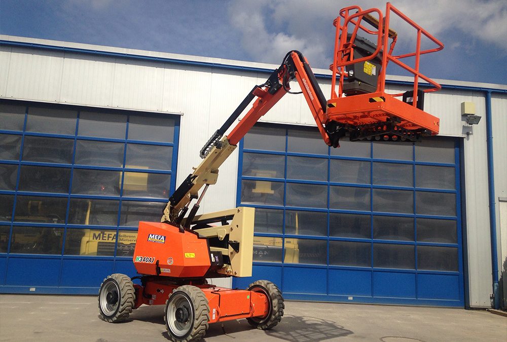 Gelenkteleskopbühne 12 Meter