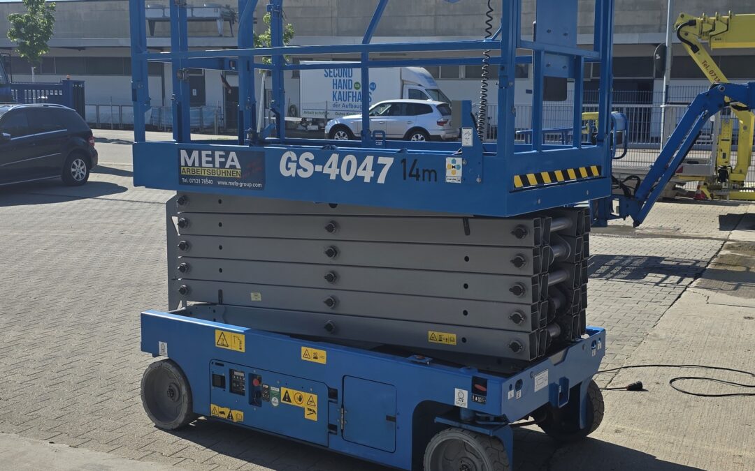 14 Meter Scherenbühnen